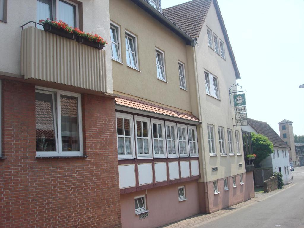 Hotel Zur Sonne Kirchhain Exterior foto